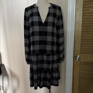 LOFT Black and White Checkered Long Sleeve Dress